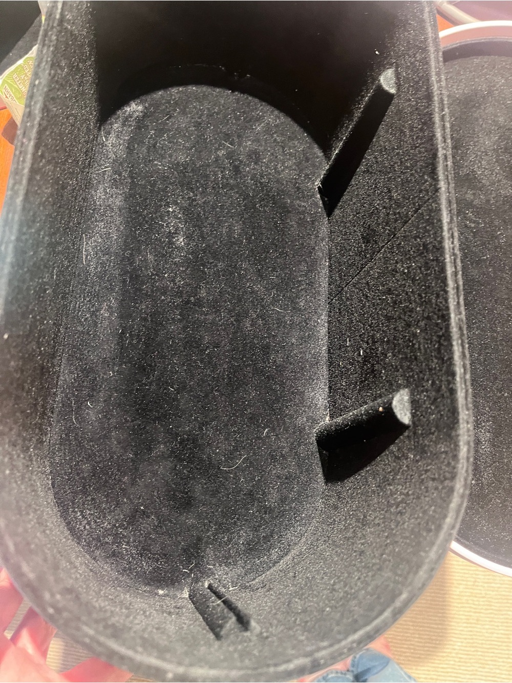Dyson blow dryer candy pop edition - Picture 15 of 15